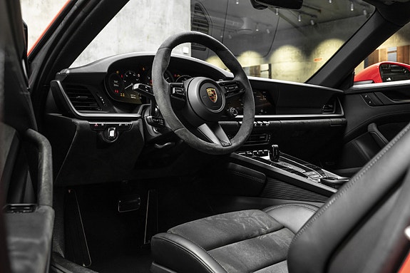Porsche 911 22 of 30