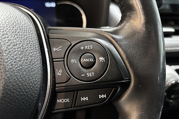Toyota RAV4 21 of 26