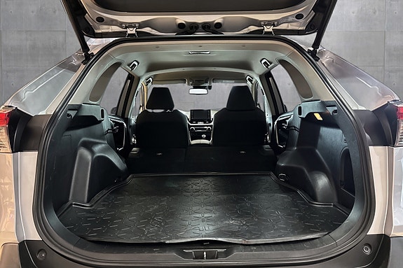 Toyota RAV4 17 of 26
