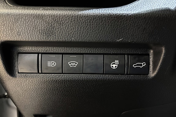 Toyota RAV4 22 of 26