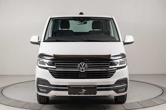 Volkswagen Caravelle 4 of 20
