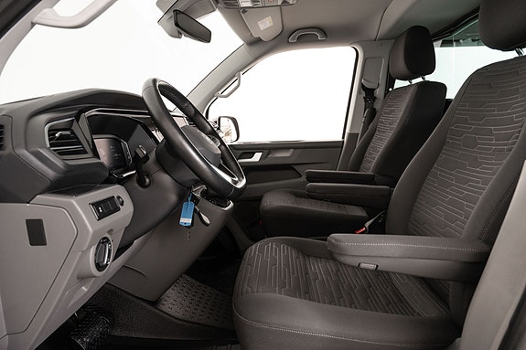 Volkswagen Caravelle 14 of 20