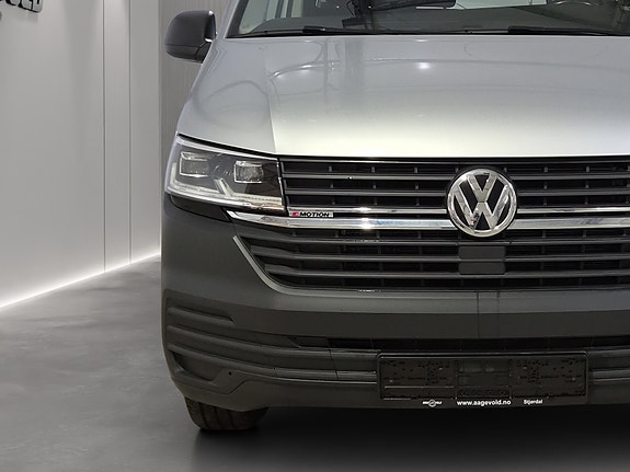 Volkswagen Transporter 4 of 30