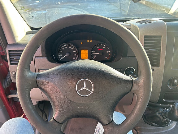 Mercedes-Benz Sprinter 310 15 of 20