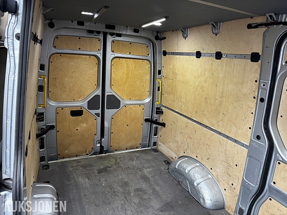 Volkswagen Crafter 30 of 30