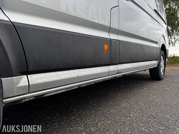 Volkswagen Crafter 10 of 30