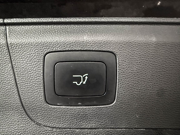 Maxus Euniq 5 28 of 30