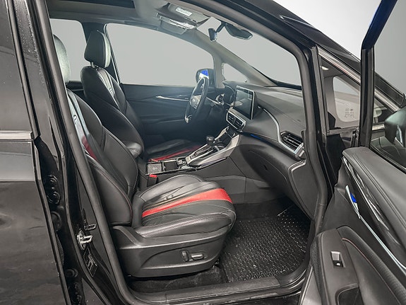 Maxus Euniq 5 18 of 30