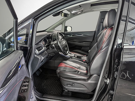 Maxus Euniq 5 10 of 30