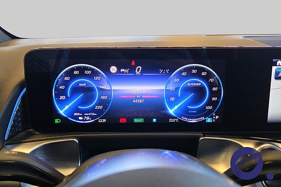 Mercedes-Benz EQB250 10 of 30