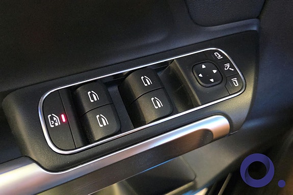 Mercedes-Benz EQB250 27 of 30