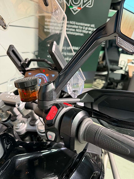 Triumph Tiger 1200 GT 12 of 13