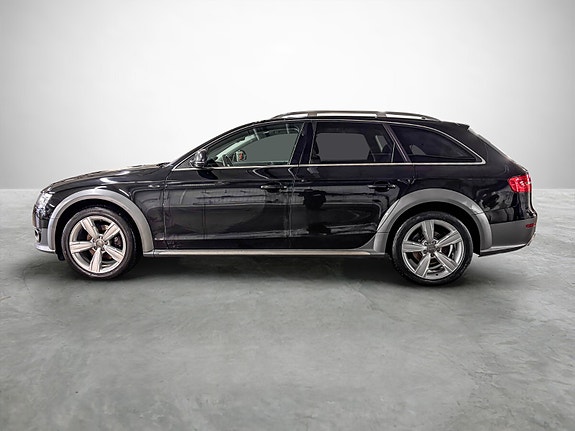Audi A4 allroad 2 of 30