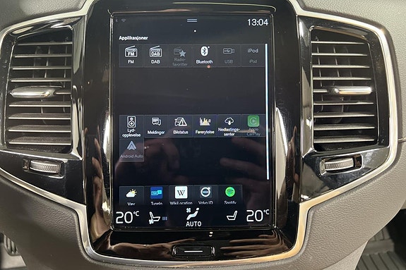 Volvo XC90 23 of 30
