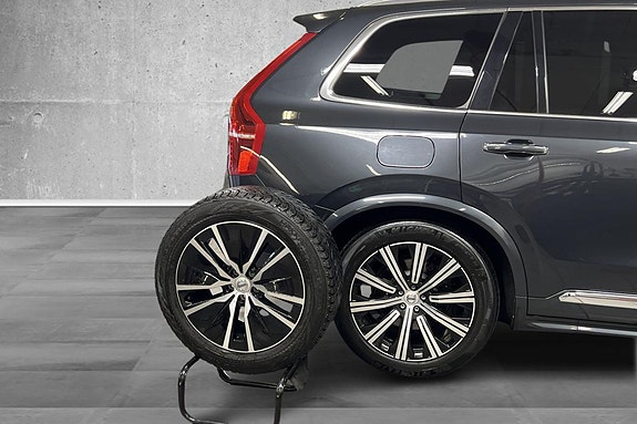 Volvo XC90 17 of 30
