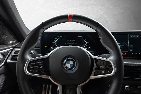 BMW i4 20 of 29