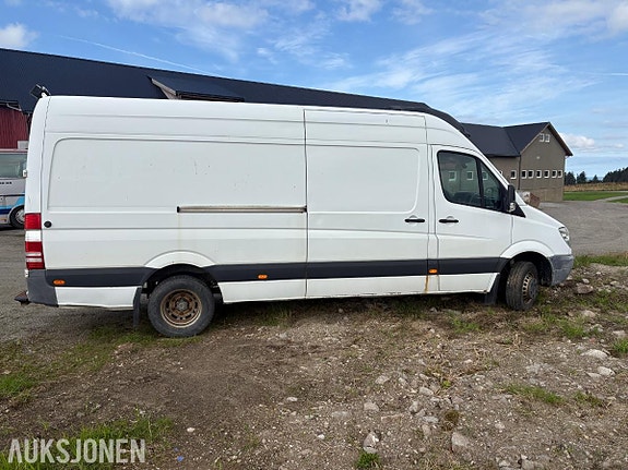 Mercedes-Benz Sprinter 10 of 29