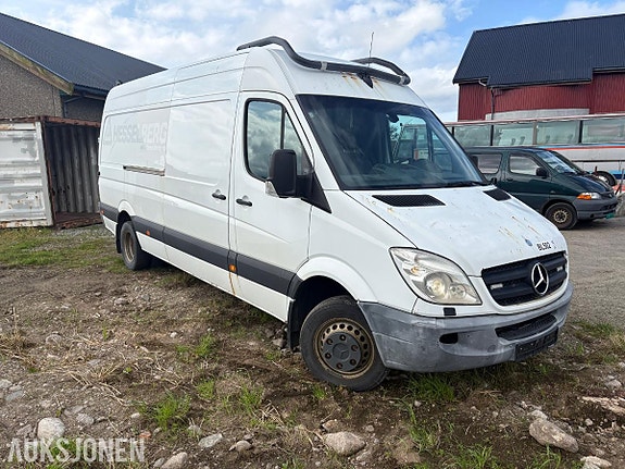 Mercedes-Benz Sprinter 13 of 29