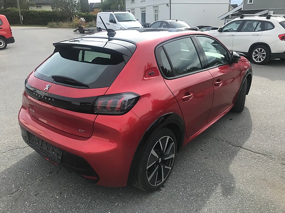 Peugeot 208 4 of 18