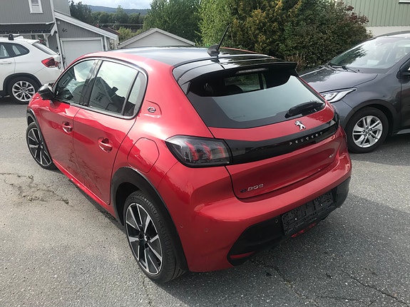 Peugeot 208 5 of 18