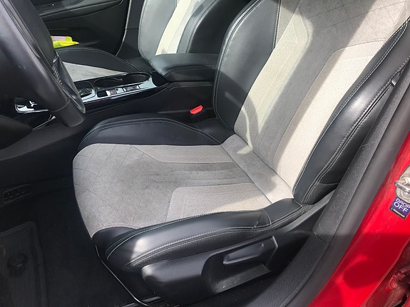 Peugeot 208 6 of 18