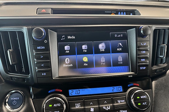 Toyota RAV4 18 of 29