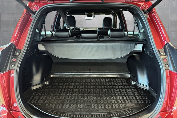 Toyota RAV4 22 of 29