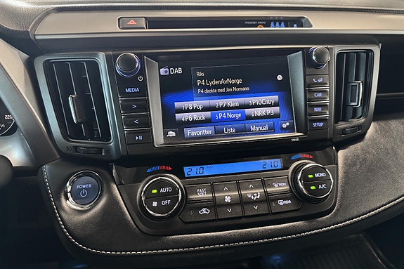 Toyota RAV4 17 of 29