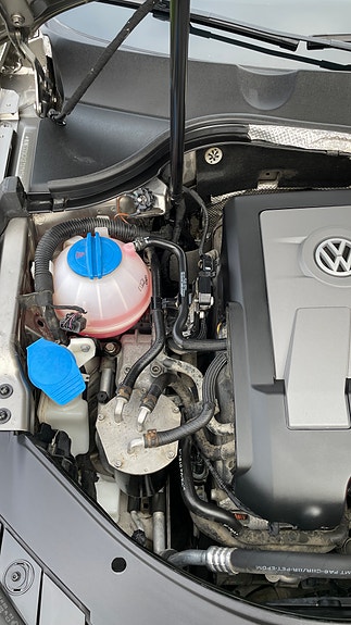 Volkswagen Passat 14 of 30