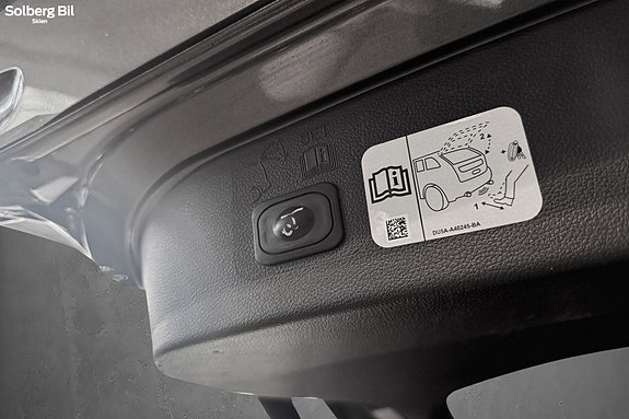 Ford Kuga 11 of 30