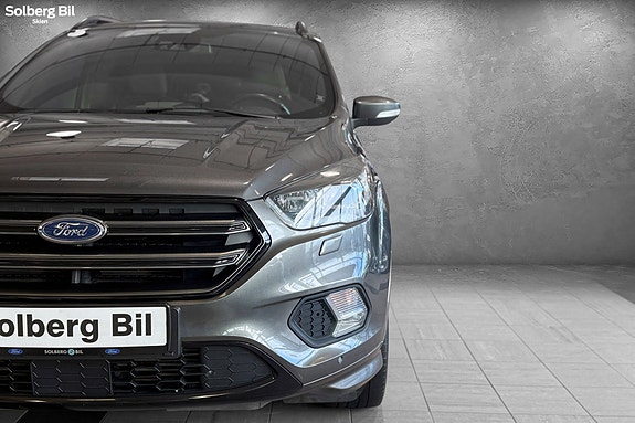 Ford Kuga 16 of 30