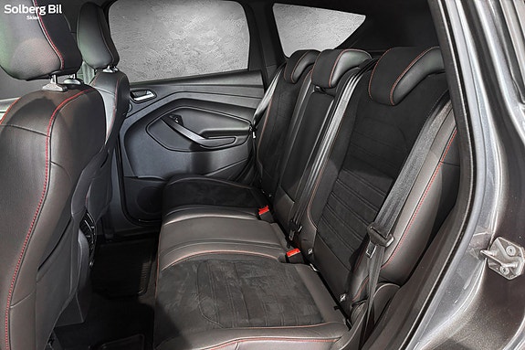 Ford Kuga 18 of 30
