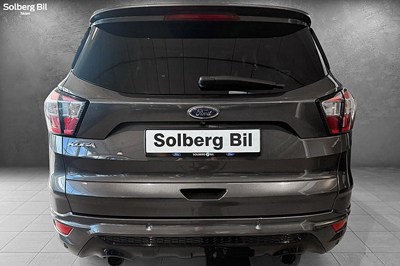 Ford Kuga 8 of 30