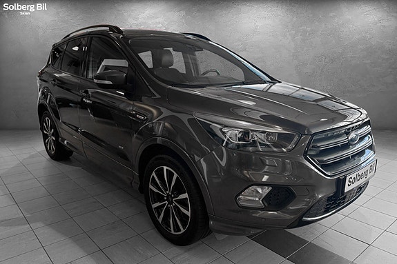 Ford Kuga 3 of 30