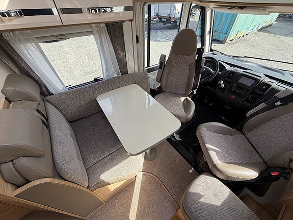 Dethleffs Globebus GT-I 007 3500 kg 13 of 27