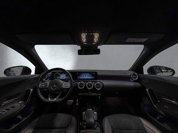 Mercedes-Benz CLA250 e 13 of 27