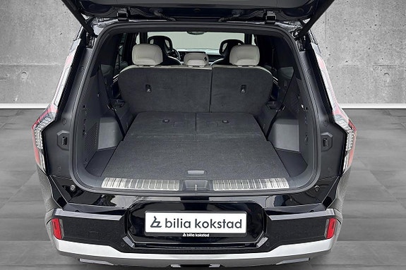 Kia EV9 14 of 17