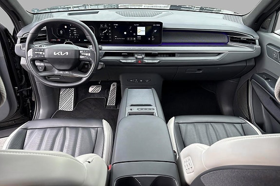 Kia EV9 5 of 17