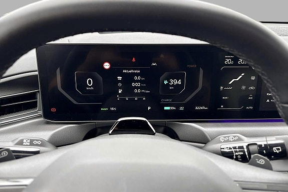 Kia EV9 8 of 17
