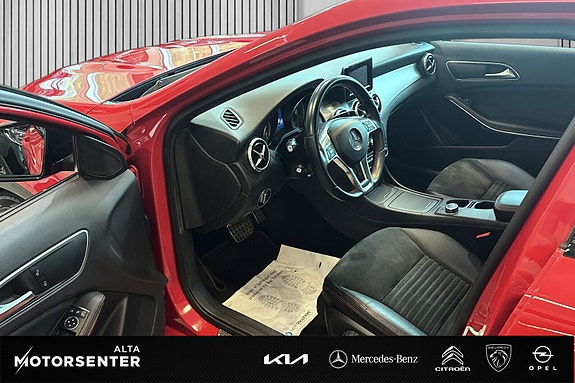 Mercedes-Benz GLA200 d 11 of 16