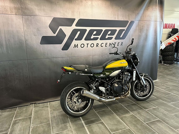 Kawasaki Z 900 RS 19 of 20