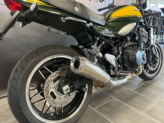 Kawasaki Z 900 RS 18 of 20