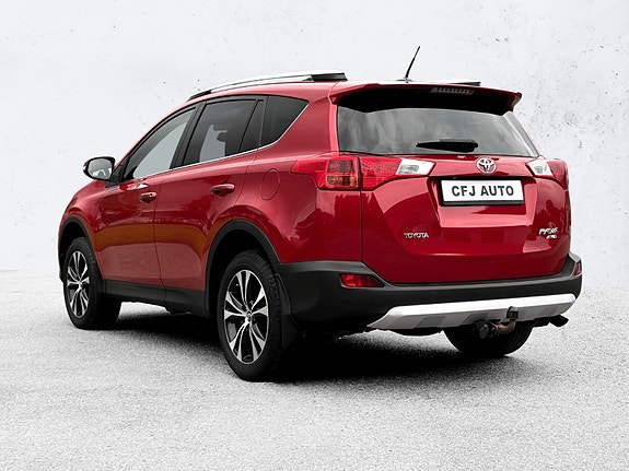 Toyota RAV4 8 of 30
