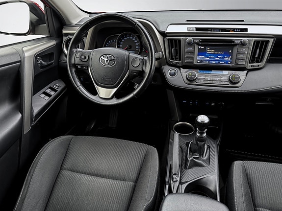 Toyota RAV4 17 of 30