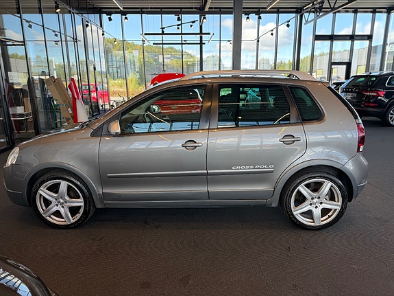 Volkswagen Polo Cross 4 of 14