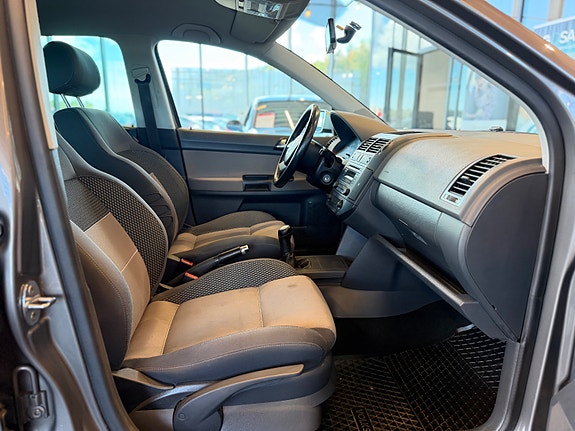 Volkswagen Polo Cross 12 of 14