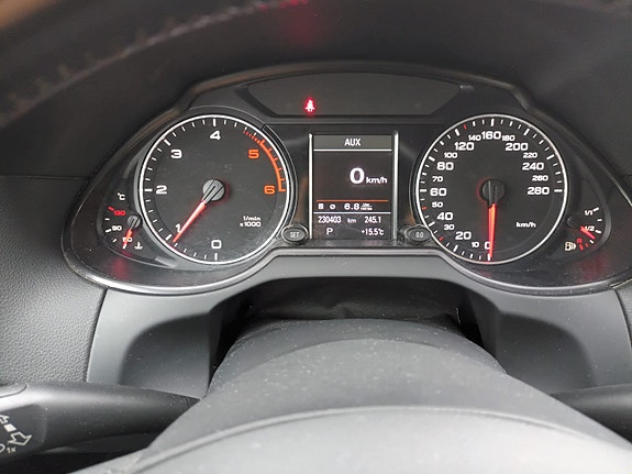 Audi Q5 7 of 15