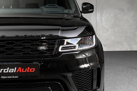 Land Rover Range Rover Sport 13 of 30