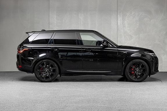 Land Rover Range Rover Sport 11 of 30