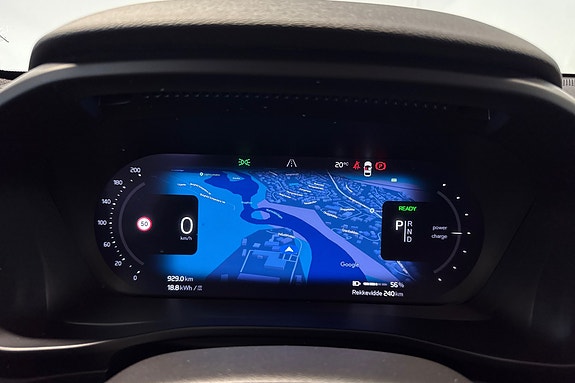 Volvo XC40 18 of 22
